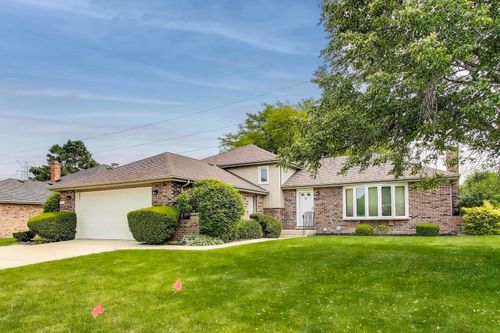 8923 Pebble Beach Ln, Orland Park, IL, 60462-1573 | Card Image