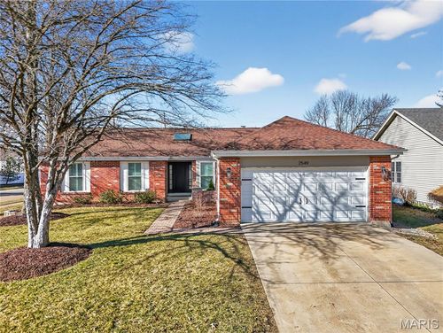 2549 Westglen Farms Dr, Wildwood, MO, 63011-1930 | Card Image