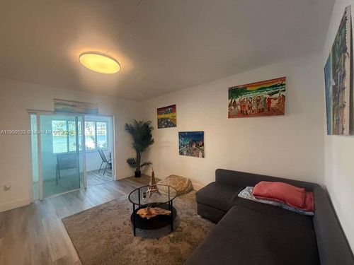 509-18900 Ne 3rd Ct, Miami, FL, 33179-3821 | Card Image