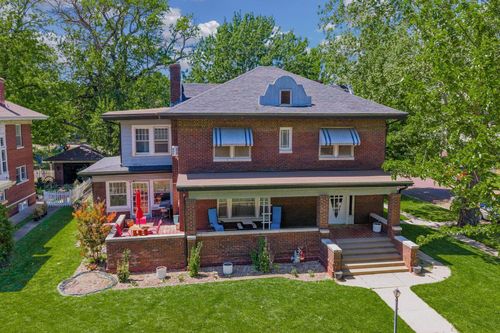 225 N B St, Arkansas City, KS, 67005 | Card Image