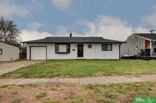 4542 Vinton St, Omaha, NE, 68106-4054 | Card Image
