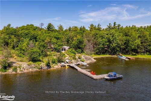 6932 Island 1810 / Bone Island, Georgian Bay, ON, P0E1E0 | Card Image