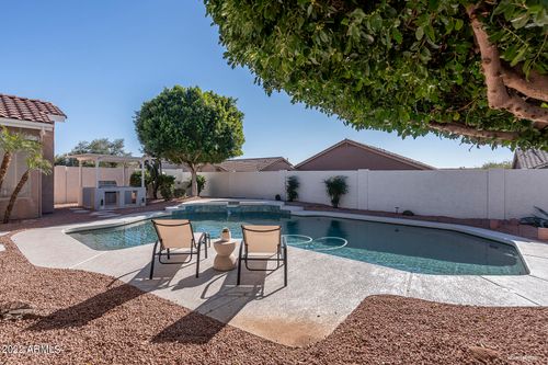 4707 E Robin Ln, Phoenix, AZ, 85050-6802 | Card Image
