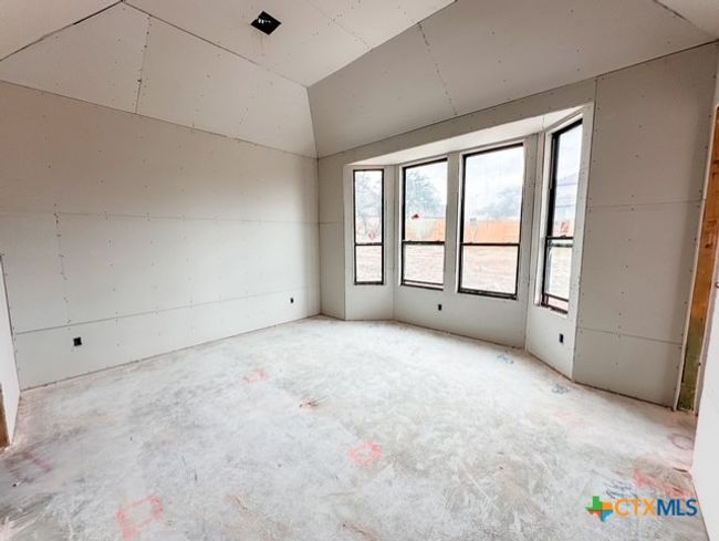404 Jackson River Loop, House other with 4 bedrooms, 5 bathrooms and null parking in Kyle TX | Image 6