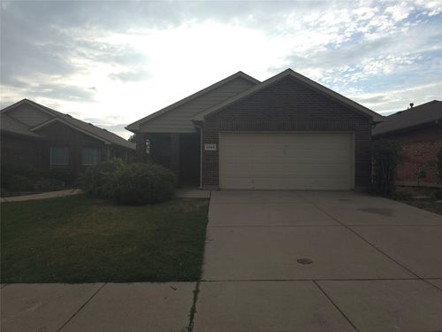 5945 Missy Ln, Fort Worth, TX, 76131-1624 | Card Image