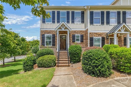 276 Oconee River Cir, Athens, GA, 30605-4241 | Card Image
