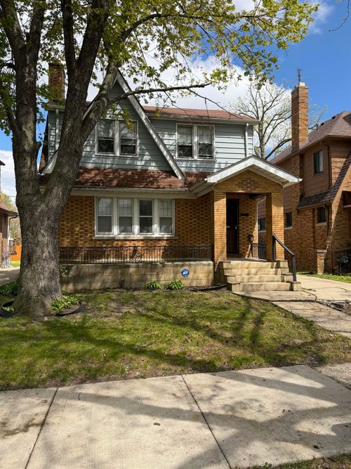 4642 Three Mile Dr, Detroit, MI, 48224-3611 | Card Image