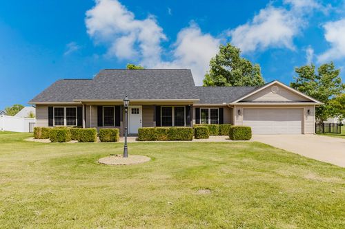 3216 Palomino Ct, Herrin, IL, 62948-3781 | Card Image