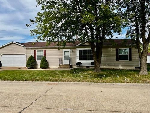1254 Marshall Cir, Urbana, IL, 61802-7563 | Card Image