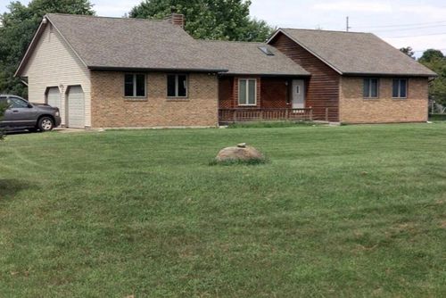 2181 Holt Rd, Grove City, OH, 43123-9642 | Card Image