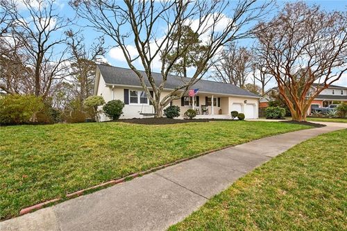 557 Longleaf Rd, Virginia Beach, VA, 23454-3348 | Card Image
