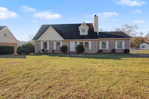 602 Kingston Dr, Clarksville, TN, 37042-3477 | Card Image