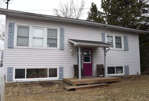 31 Prince St, Minden, ON, K0M2K0 | Card Image