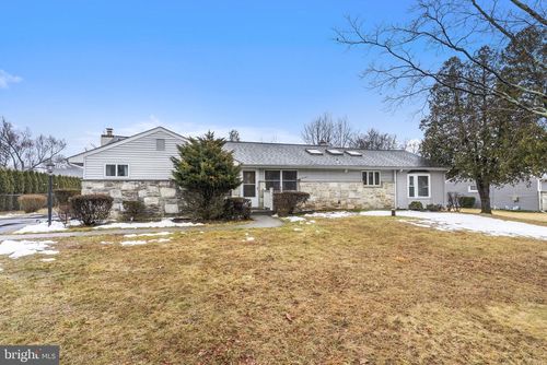 165 Clover Cir, SOUTHAMPTON, PA, 18966-3014 | Card Image