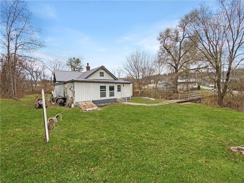 26 Mcnair Ave, Slovan, PA, 15078-1026 | Card Image