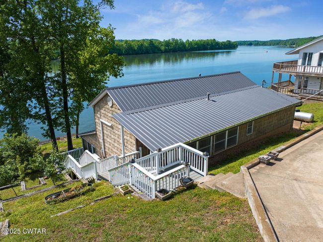 208 Edd Raines Rd, House other with 2 bedrooms, 3 bathrooms and 9 parking in Sugar Tree TN | Image 4