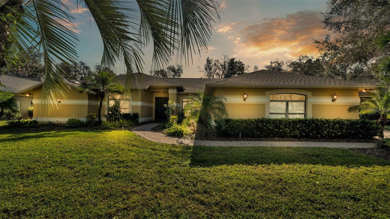 Pine Club Dr, Plant City, FL 33566