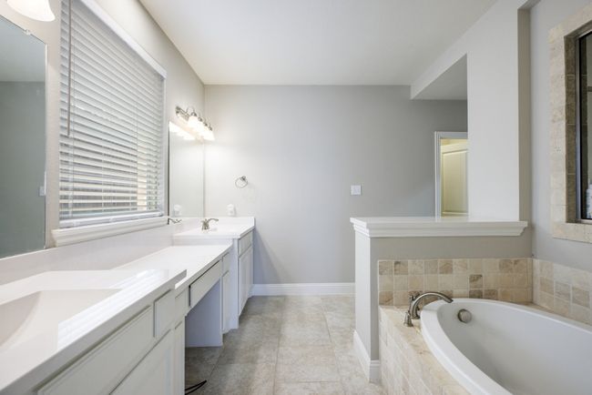 1714 Emerald Bay Ln, House other with 4 bedrooms, 3 bathrooms and null parking in St Paul TX | Image 11