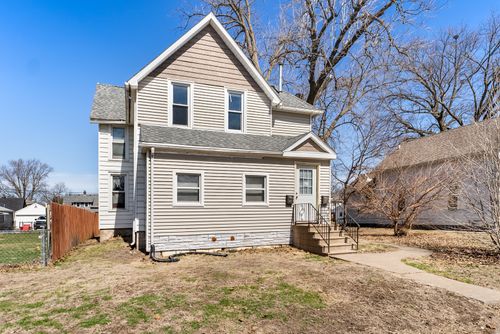1128 W 14th St, Davenport, IA, 52804-3742 | Card Image
