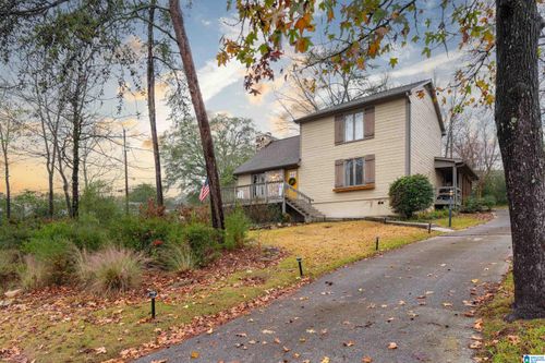 2244 Great Rock Rd, VESTAVIA HILLS, AL, 35216-2129 | Card Image