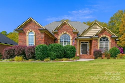 2813 Monterrey Ln, Monroe, NC, 28110-7860 | Card Image