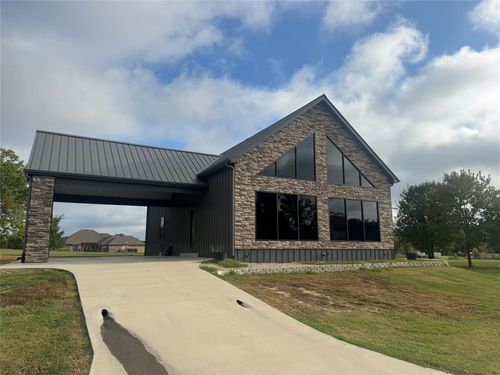 209 Helena Dr, Powderly, TX, 75473-5529 | Card Image