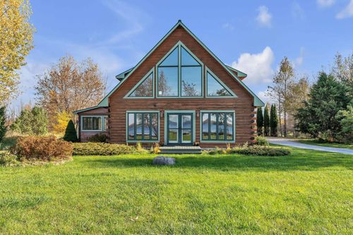 2341 W Shore Rd, Isle La Motte, VT, 05463-4403 | Card Image