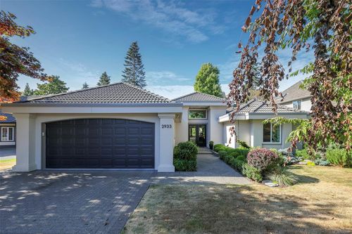 2933 Royal Vista Way, Courtenay, BC, V9N9X3 | Card Image