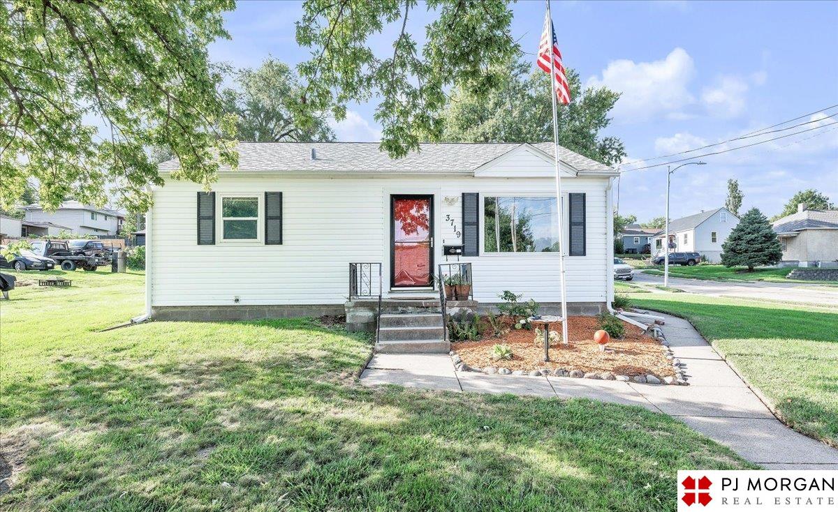 Gold St, Omaha, NE 68105