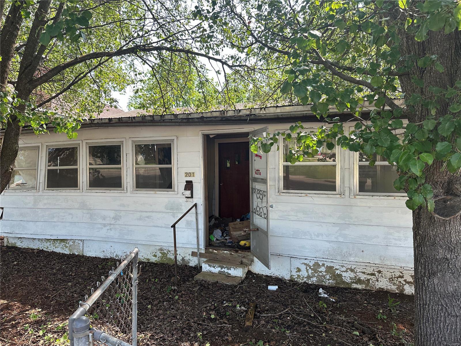 Desloge Dr, Desloge, MO 63601