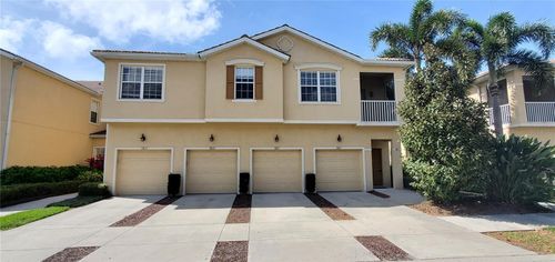 21-105-3806 Parkridge Cir, SARASOTA, FL, 34243-1456 | Card Image