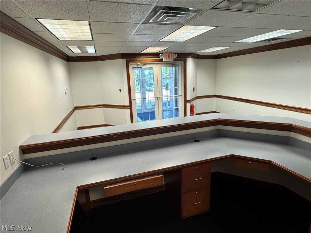 Commercial Lease in Sheffield Village 5