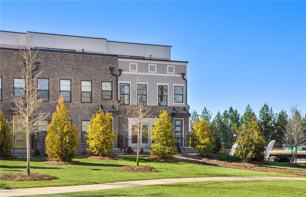 Burnside Dr, Atlanta, GA 30318