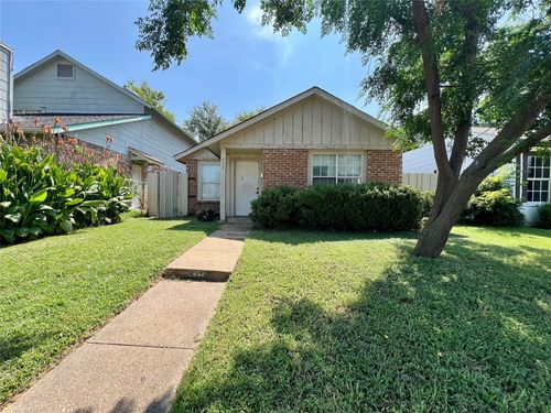 452 Pleasant Meadows Ln, Dallas, TX, 75217-7939 | Card Image