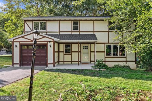 4103 Forrest Rd, MOUNT JOY, PA, 17552-9381 | Card Image