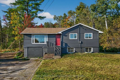 556 Champlain Rd, Tiny, ON, L9M0C2 | Card Image