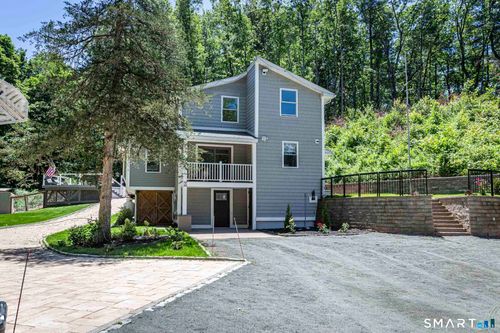 50 Chidsey Rd, Avon, CT, 06001-2044 | Card Image