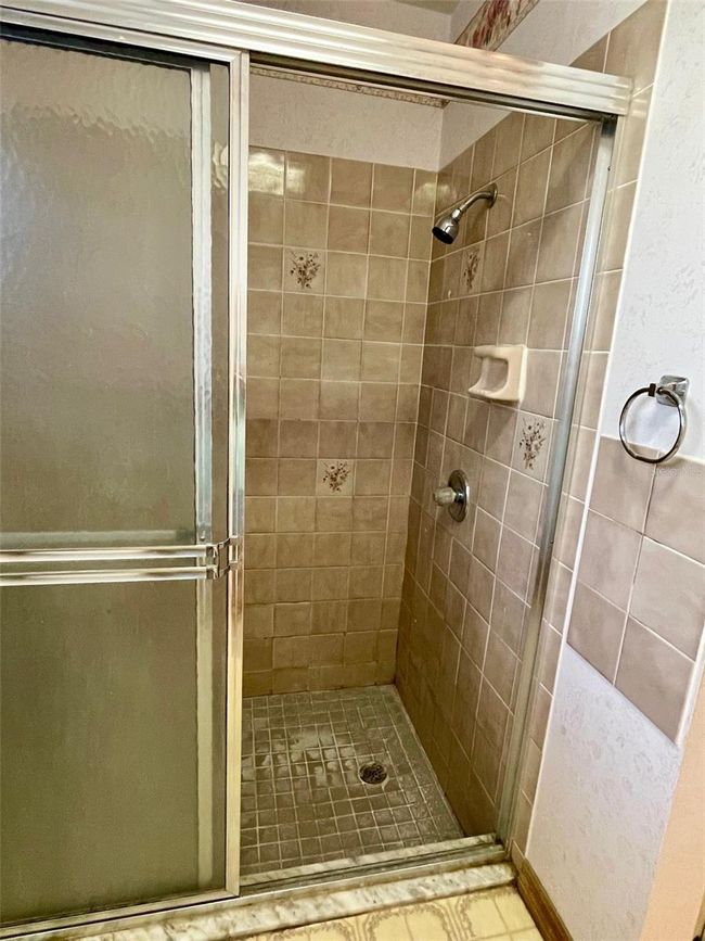 1112 Ne 130 Th Ter, House other with 3 bedrooms, 2 bathrooms and null parking in SILVER SPRINGS FL | Image 33