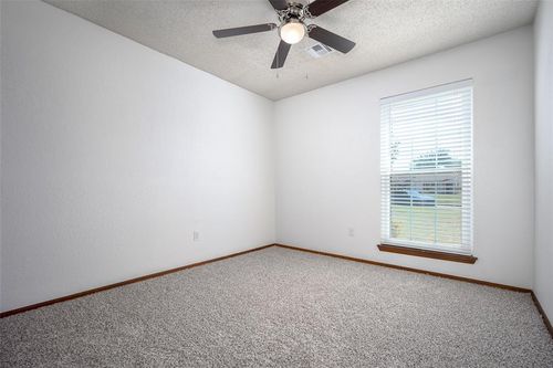 2605 Pennington Ave, Edmond, OK, 73012-6560 | Card Image