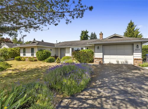 1222 Gilley Cres, Parksville, BC, V9P1W5 | Card Image
