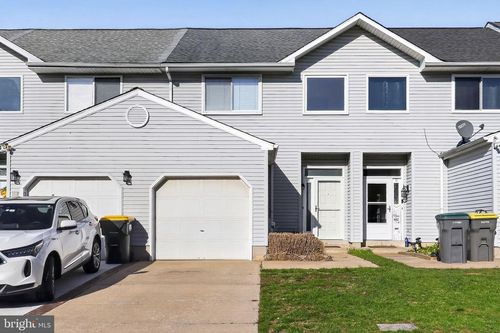 8 O Rourke Ct, NEWARK, DE, 19702-6836 | Card Image