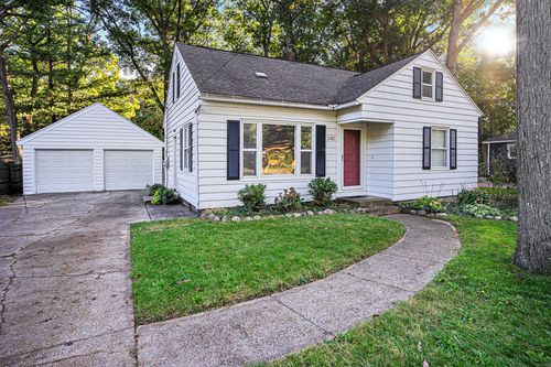 340 4th Ave, Holland, MI, 49424-6504 | Card Image