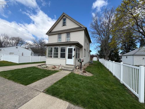 29 Erie St, Norwalk, OH, 44857-1826 | Card Image