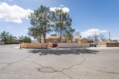 1440 Branding Iron Cir, Las Cruces, NM, 88005-6584 | Card Image
