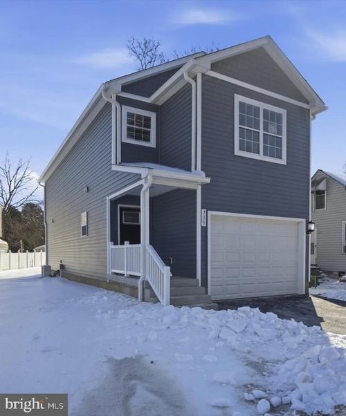 715 Hammonds Lane, BALTIMORE, MD, 21225 | Card Image