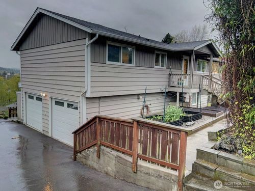 21010 9th Avenue S, Des Moines, WA, 98198 | Card Image