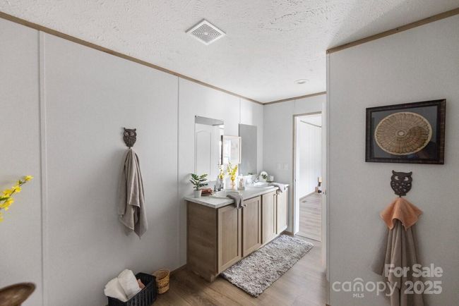 Primary Bath | Image 26