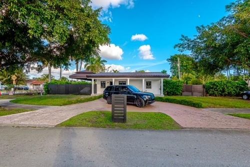 4801 Sw 98th Avenue Rd, Miami, FL, 33165-6332 | Card Image