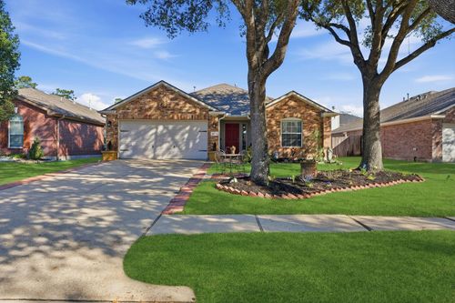 32119 Archer Park, Conroe, TX, 77385-8104 | Card Image