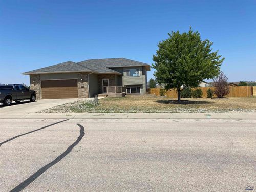 14826 Creekside Dr, Box Elder, SD, 57719-9443 | Card Image